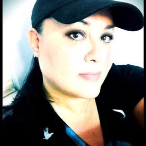 Meet your Posher, Renee